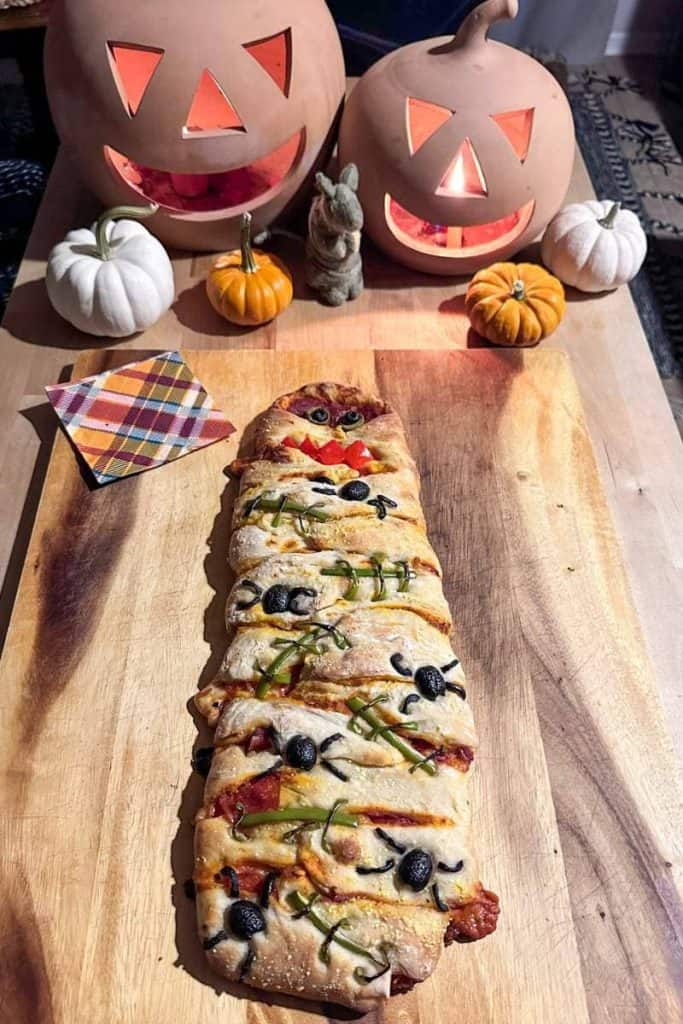 mummy Stromboli pizza