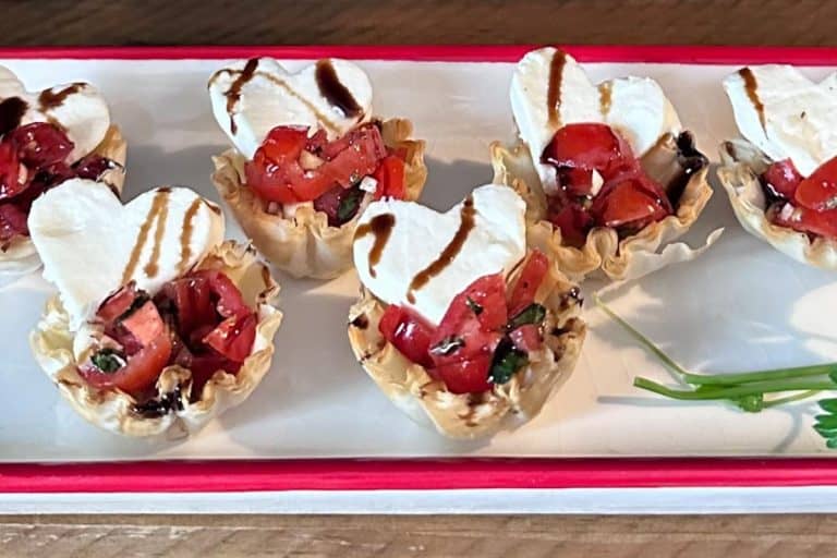 Valentine’s Day Appetizer: Caprese Phyllo Cups